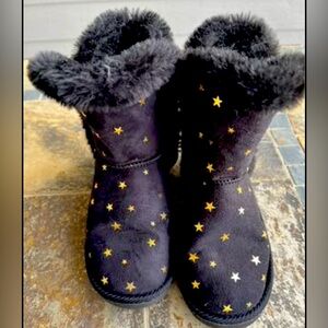 Girl’s Faux Fur Boots-size 13